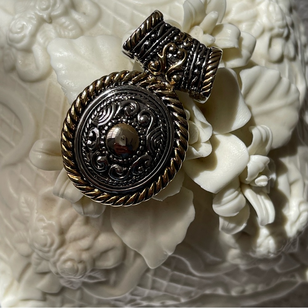 PREMIER DESIGNS | Retired Piece | Ardent Pendant | Gold & Silver Tone